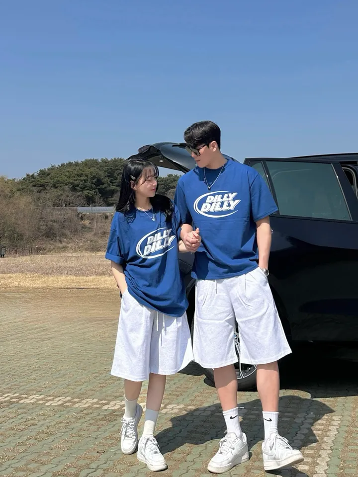 세트가능/ 남녀공용 오버핏 반팔 여름 커플룩 커플티 레터링 루즈핏 반팔 티셔츠 합포 핀턱 버뮤다 팬츠 밴딩 반바지 꾸안꾸 트레이닝 세트 커플 시밀러룩 빅사이즈 세트 스트릿 딜리 상세 이미지 16
