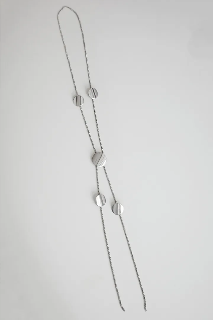 악세사리 화이트 색상 이미지-S1L54