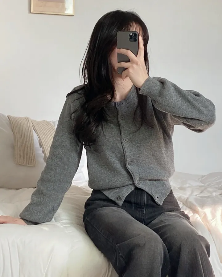 [데일리/인생핏] 라운드 무지 기본 긴팔 니트 가디건 상세 이미지 35