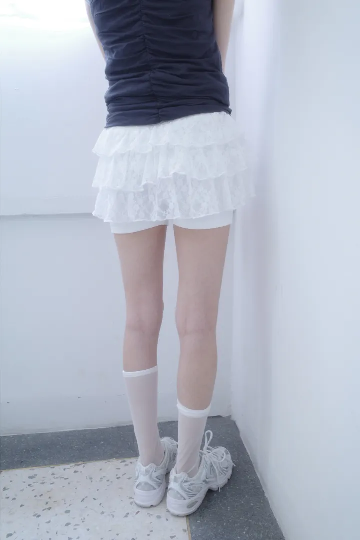 양말 모델 착용 이미지-S1L6