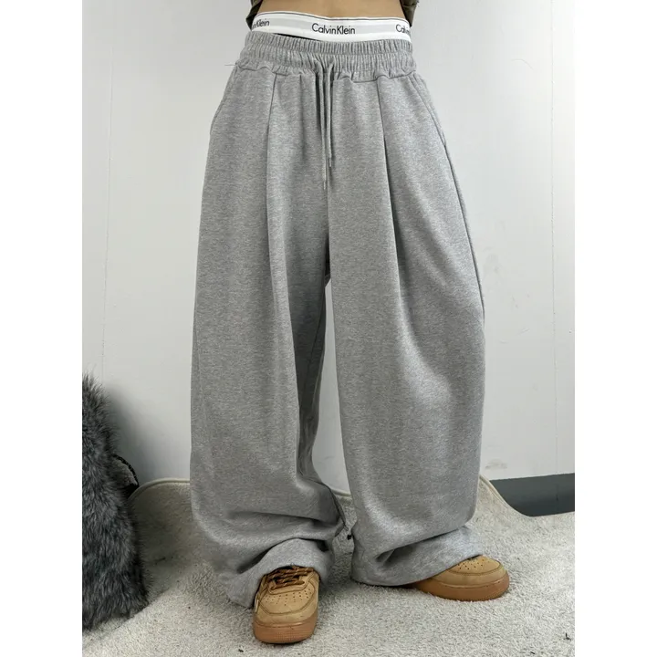 ❤️‍🔥기모선택│업그레이드 ver.│누적판매1,000 돌파 기념│4size!❤️‍🔥[UNISEX/기획특가]사이드 폴드 핀턱 스트링 루즈 와이드 벌룬 트레이닝 팬츠(2color) 상세 이미지 49