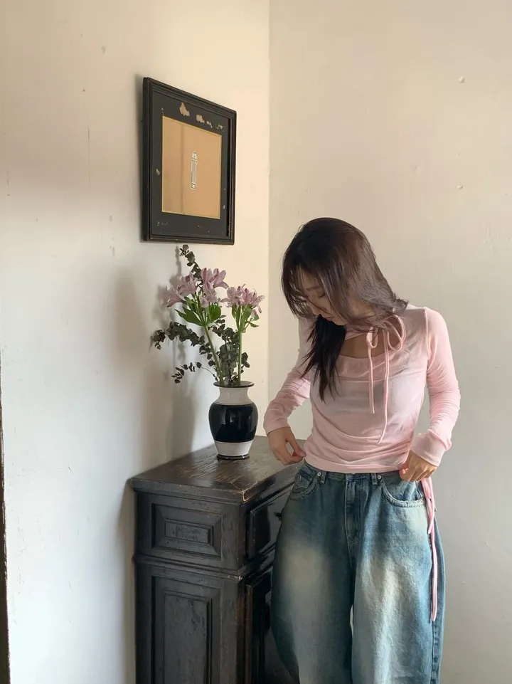 카리나 착용🔥코이 백 포켓 하이라이트 워싱 벌룬 보이핏 와이드 데님 롱 팬츠  ootj 상세 이미지 16