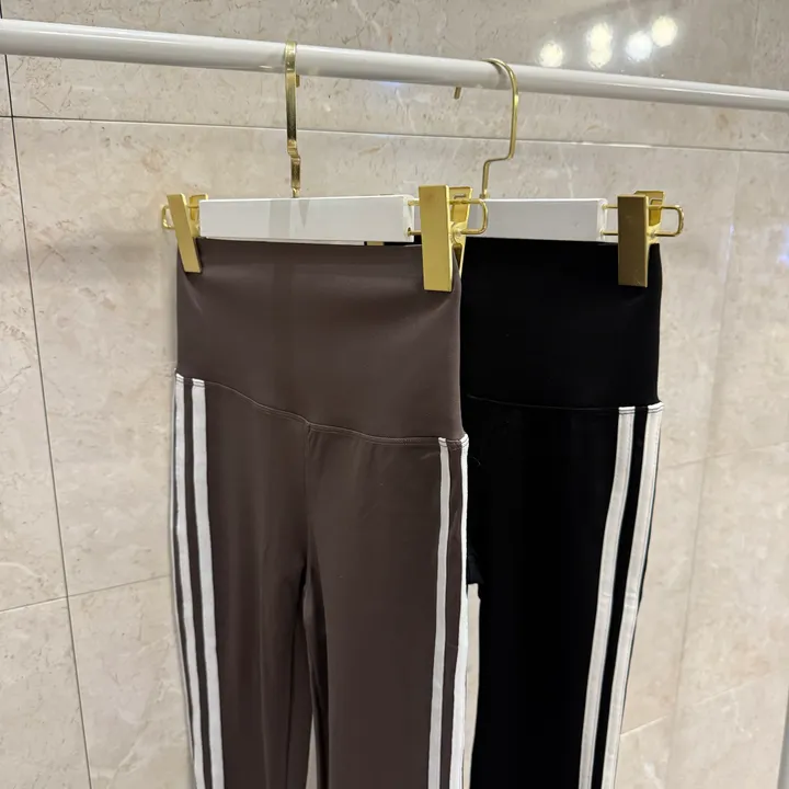 *빠른출고 *동일상품최저가 [개말라핏/핏지림🥵] 리프팅핏, 삼선 레깅스 스판 밴딩 부츠컷 트레이닝 팬츠 -2color 상세 이미지 25