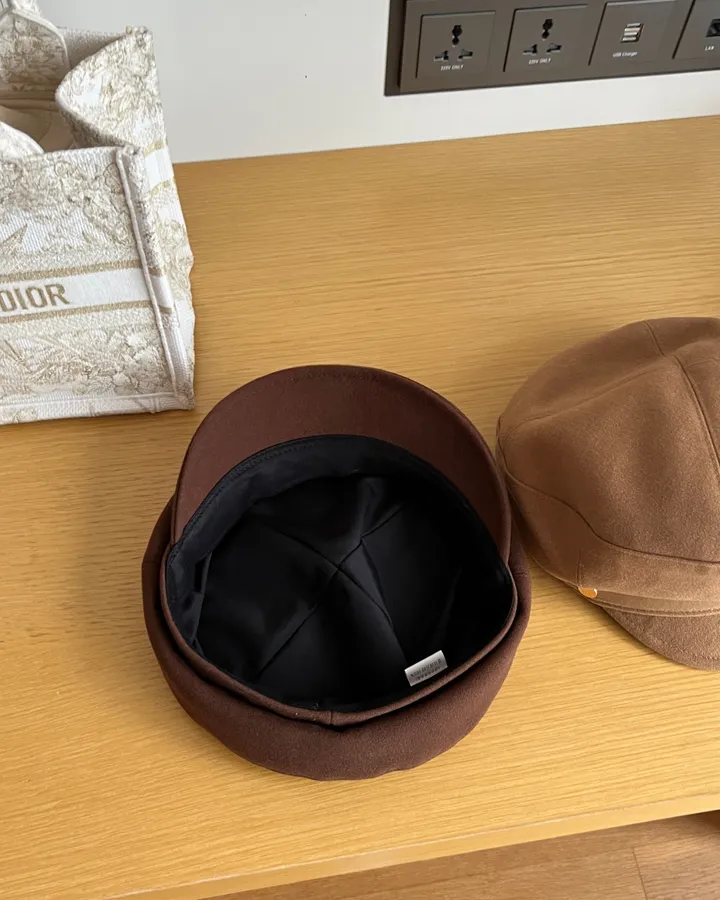 [국내제작]스웨이드 레더벨트 마도로스 캡모자 3color 상세 이미지 33
