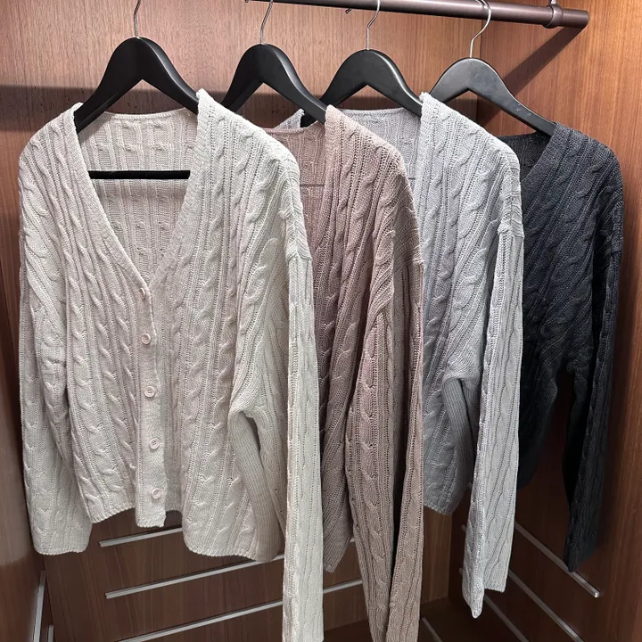 [여리무드/데일리] 쓱걸치는🤎 케이블 긴팔 꽈배기 가디건 겨울 봄 가디건 (4color) 상세 이미지 13