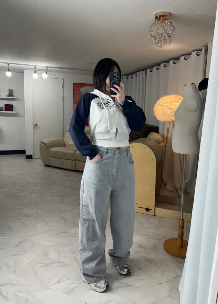[데일리/투웨이]레터링 나그랑 투웨이 크롭 후드집업 상세 이미지 25