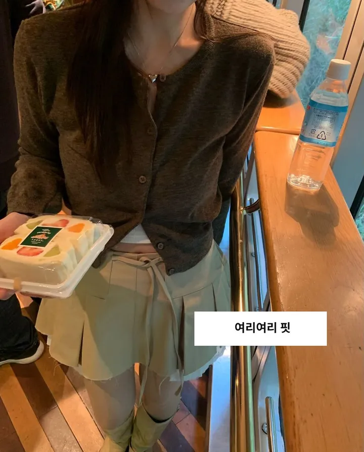 [캐시미어🧶여리핏] 메리 라운드 캐시미어 울 니트 가디건 봄 여름 가을 겨울 개강룩 레드 상세 이미지 9