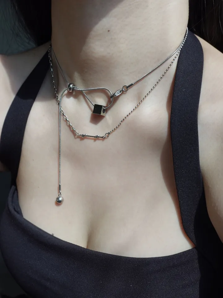 [써지컬] chic drop necklace | 미니멀 시크 드롭 뱀줄 목걸이 상세 이미지 22