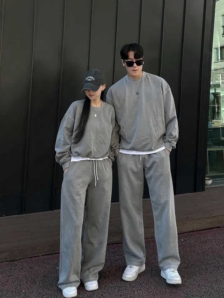 크롭~4XL/ 피그먼트 맨투맨 커플 트레이닝 세트 크롭 오버핏 남녀공용 팬츠 긴바지 겨울 봄 가을 커플룩 커플 시밀러룩 꾸안꾸 투피스 셋업 스트릿 남자 코디 데이트 빅사이즈 코마 상세 이미지 20