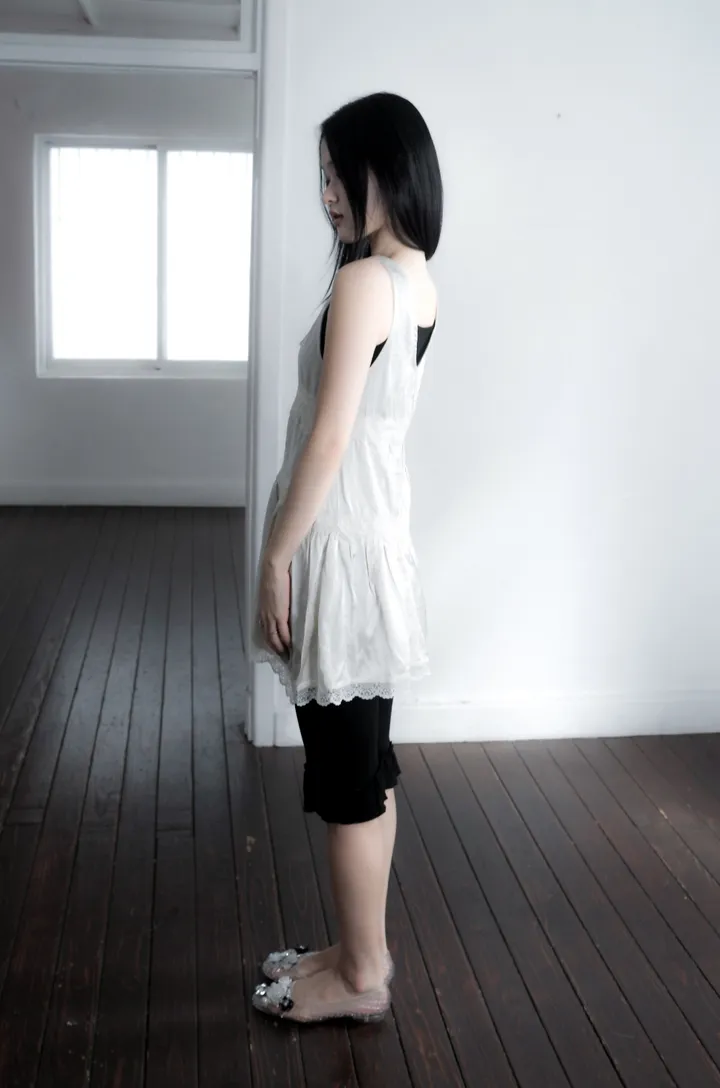 드레스 모델 착용 이미지-S1L35