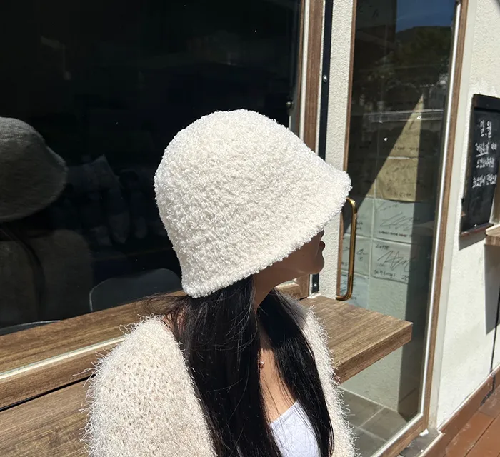 [당일배송]루킨포자체생산[특가세일]무지 뽀글이 벙거지 [묶음세일]뽀송이 양털 니트 버킷햇 모자 4color(블랙칼라-2000원) 상세 이미지 5