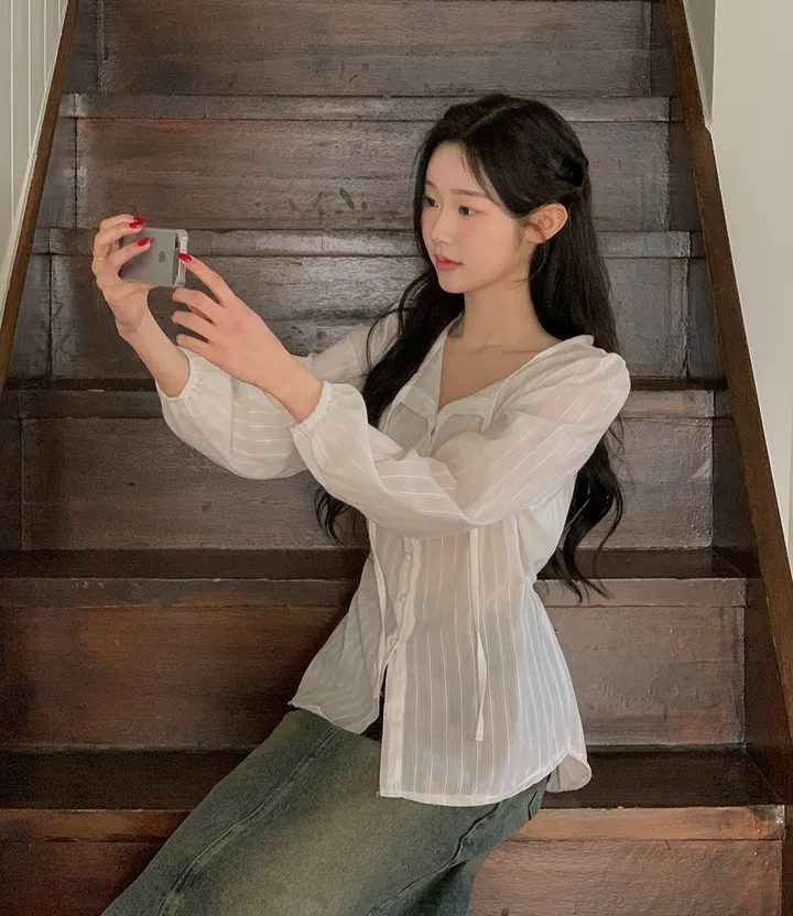 [반팔추가💛] 플로아 레이스 펀칭 블라우스 3colors 상세 이미지 10