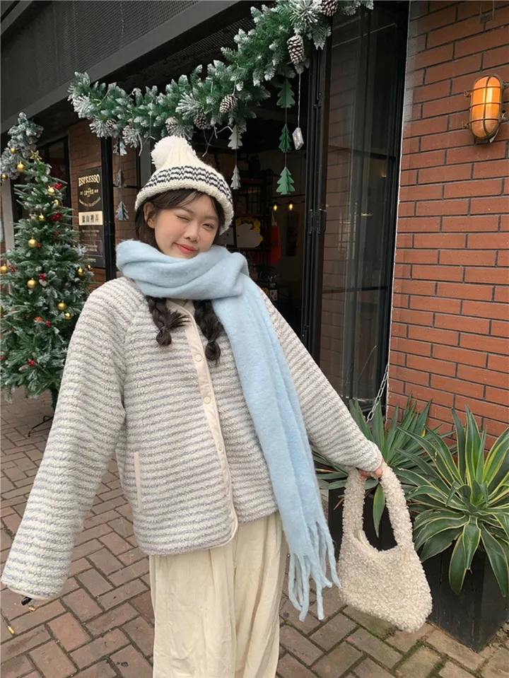 [봄신상💗/누빔안감]크림소다 잔줄 스트라이프 뽀글이 양털 논카라 자켓 상세 이미지 13
