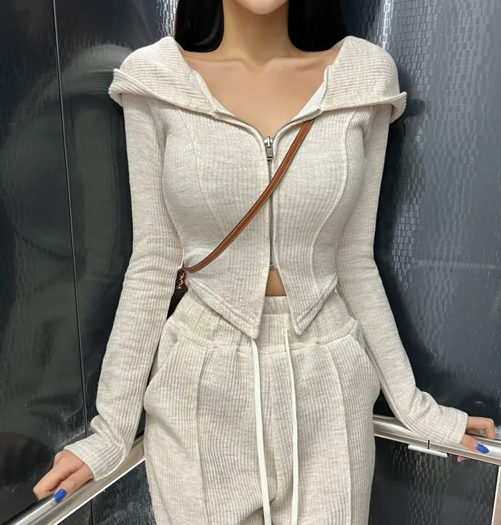 *봄ver* [MADE:컬러추가] #-3kg!! 슬림 빅후드ver.1 오프숄더 셋업 (5color) 슬림핏 크롭 후드집업 오프숄더집업 롱 와이드팬츠 트레이닝세트 상세 이미지 6