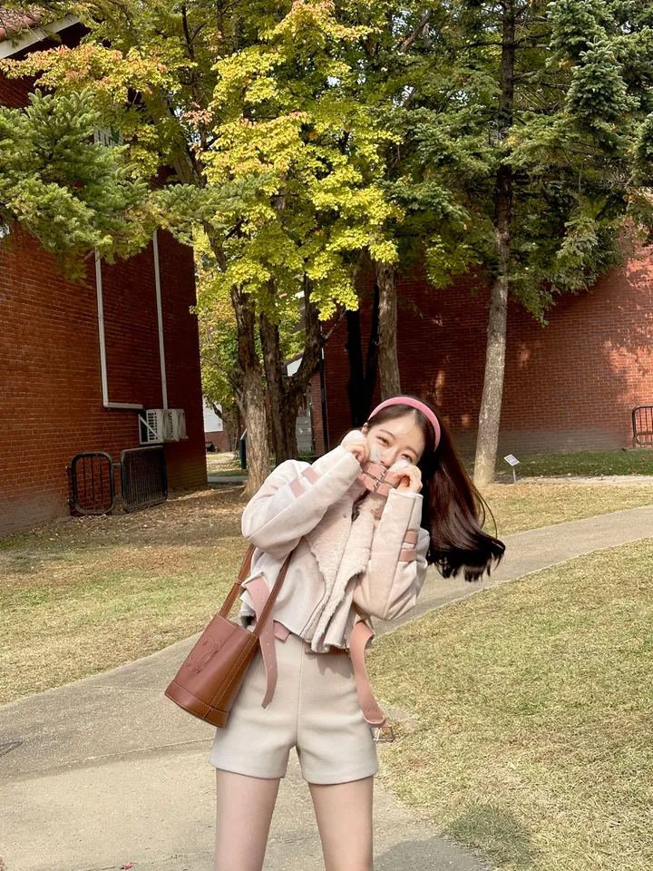 [자체제작❄/허리쏘옥/겨울ver/속바지O] 맞춤핏 엉밑살X 하이웨스트 도톰따뜻 스판 모직 반바지 숏팬츠 핫팬츠 겨울 반바지 댄스 공연 의상 크리스마스 연말룩 상세 이미지 121