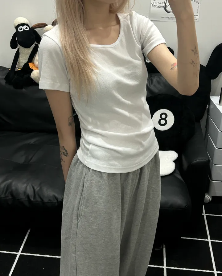 [🎀누적판매 2천장🎀] Butter slimfit u-neck short sleeve T 버터 슬림핏 유넥 반팔티 상세 이미지 7