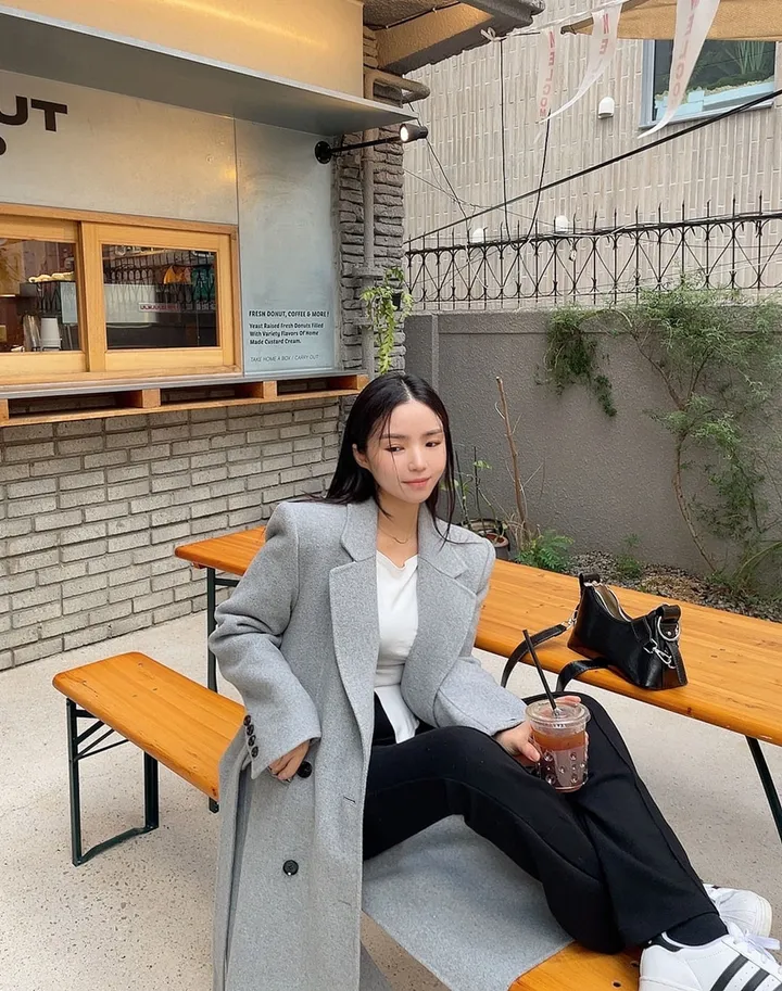 (퀄팅패딩내피안감/탈부착가능) 고급스러운 텍스처 더블 버튼 테인 핸드메이드 울 롱 코트 상세 이미지 24