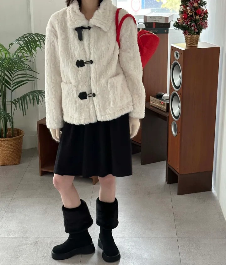 ダッフルハイネックファーカラームートンコート | ファッション通販