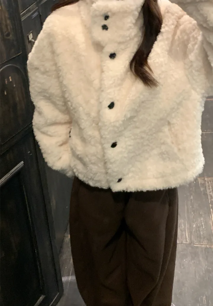 [최저가!/에이블리인기템*.*] 하이넥 터틀 뽀글이 퍼 자켓 겨울자켓 아우터 덤블 숏자켓 숏코트 플리스자켓 상세 이미지 16