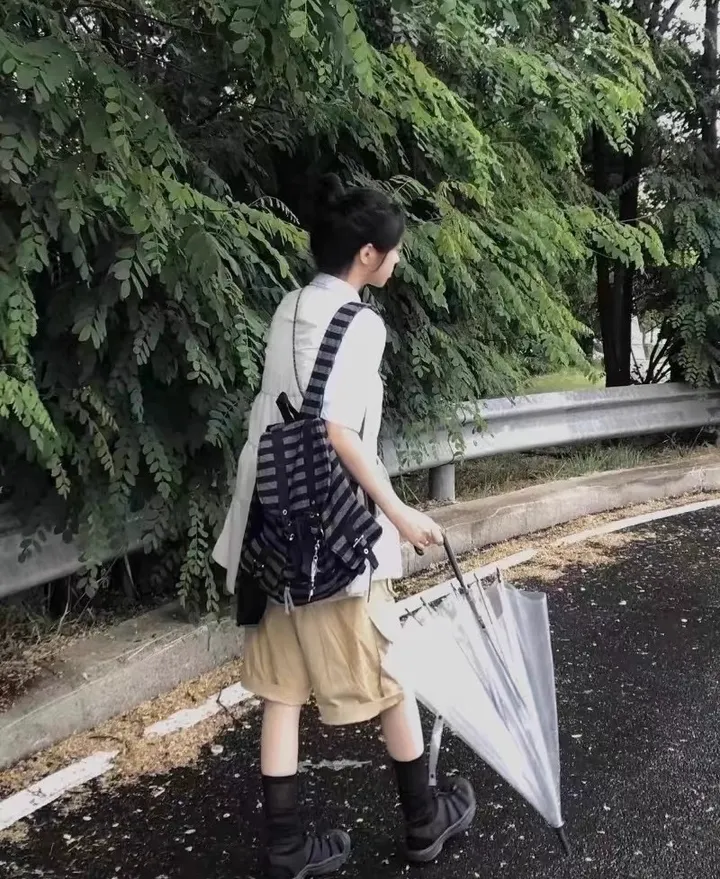 [New bag🎒]스트라이프 단가라 플랫 보부상 백팩 상세 이미지 6