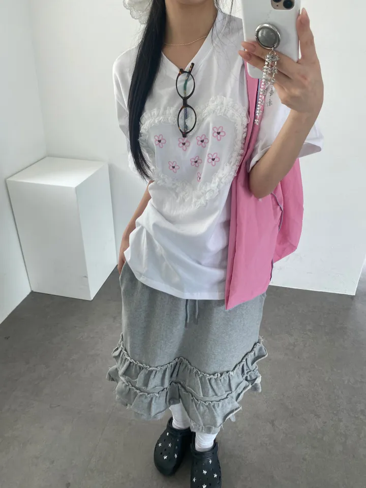 반팔 티셔츠 모델 착용 이미지-S1L54