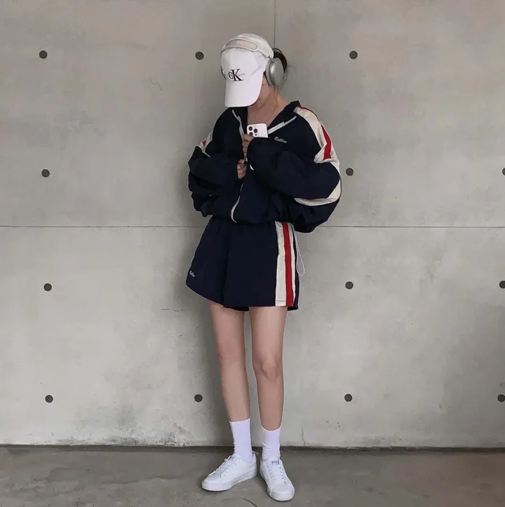 [✨2천장돌파✨]최애핏, 바스락 오버핏 바람막이 배색 집업 반바지 트레이닝 투피스 세트 상세 이미지 30