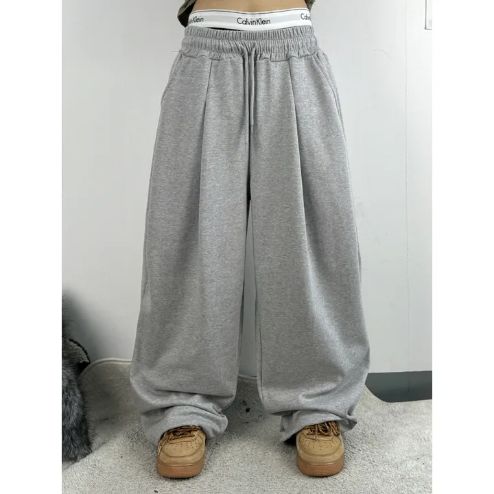 ❤️‍🔥기모선택│업그레이드 ver.│누적판매1,000 돌파 기념│4size!❤️‍🔥[UNISEX/기획특가]사이드 폴드 핀턱 스트링 루즈 와이드 벌룬 트레이닝 팬츠(2color) 상세 이미지 55
