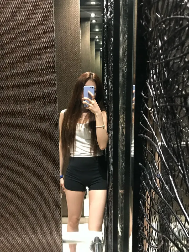 웨비니  2부 쇼츠 레깅스 상세 이미지 1