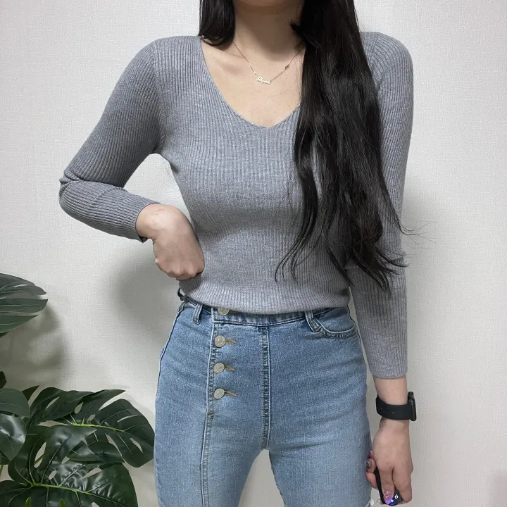 1000장 돌파! 🚀당일발송!🚀✨진짜최저가보장✨ 🎊봄까지 쭉!🎊 주문폭주 🎀리뷰극찬🎀 2개 구매시 묶음할인! 기본 슬림 골지 브이넥 니트 긴팔티 상세 이미지 3