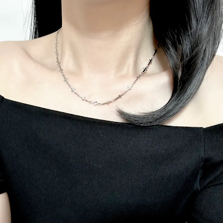 4주년 감사❤️6200원 [2개이상구매시할인]써지컬 데일리 초커 레이어드 목걸이 클립 십자가 하트 진주 볼드 군번줄 볼체인 블랙체인 상세 이미지 21