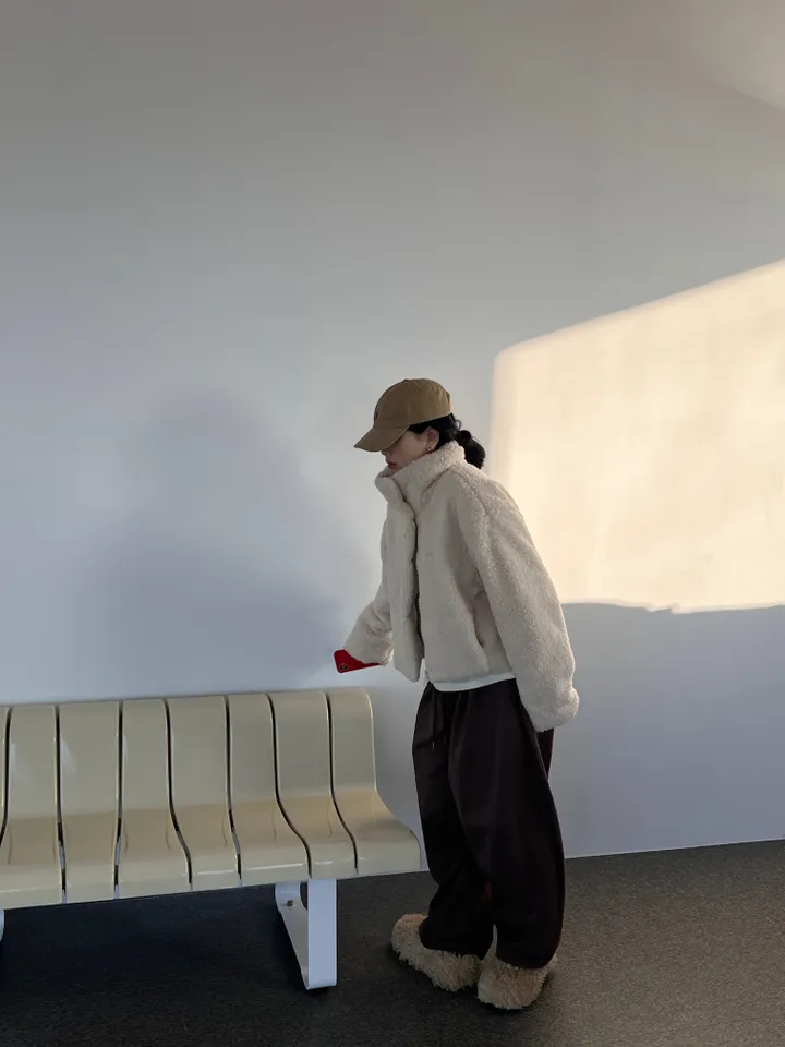 교복템 - 뽀글이 크롭 하이넥 양털패딩 - 점퍼 상세 이미지 22