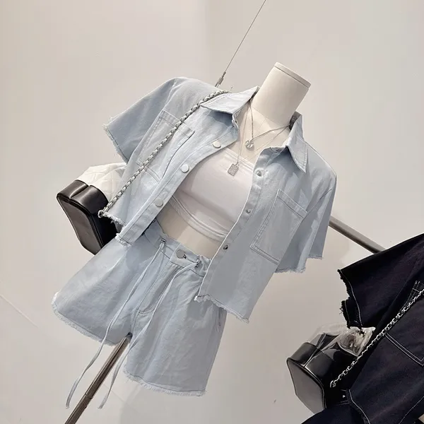 *최저가* [세트가격!/하객룩!] 드뷔 스티치 데님자켓 청자켓 데님셔츠 셔츠카라 버튼 포켓 반팔자켓 크롭자켓 스트링 밴딩 하이웨스트 와이드 반바지 숏팬츠 여름투피스 세트 데님세트 상세 이미지 27