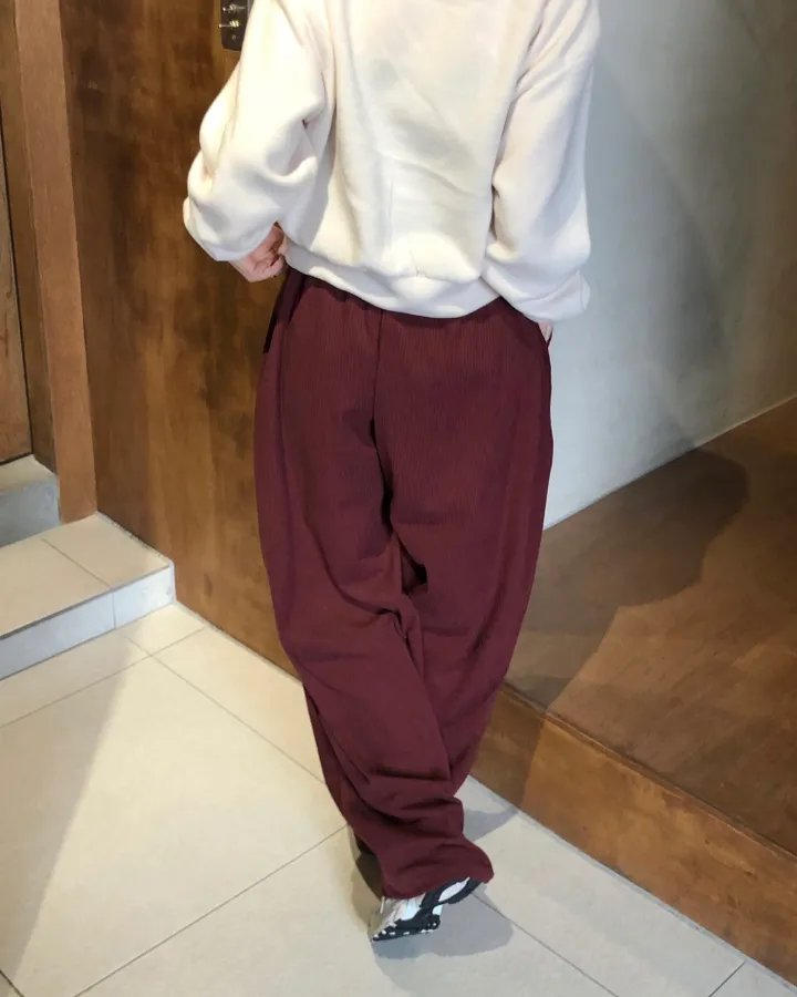 [데일리/*핏보장*] 코듀로이 골덴 핀턱 밴딩 팬츠 - 7colors (맞주름 허리 밴딩 와이드팬츠 롱다리핏 골반보장) 상세 이미지 41