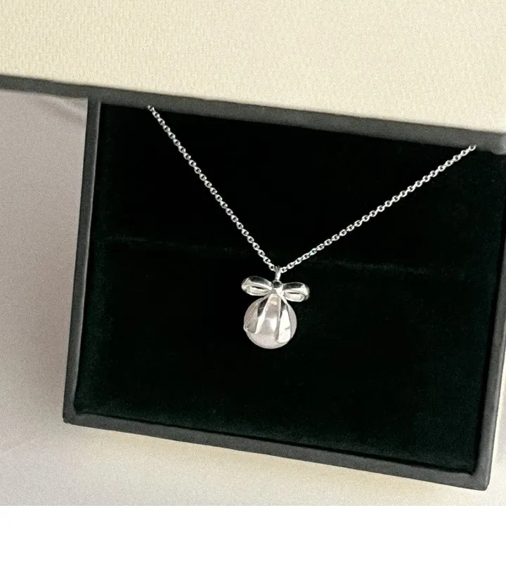 [인기!][당일발송] Pearl ribbon necklace /실버 925 리본 진주 러블리 발레코어 여리 하객룩 순은 목걸이 상세 이미지 14