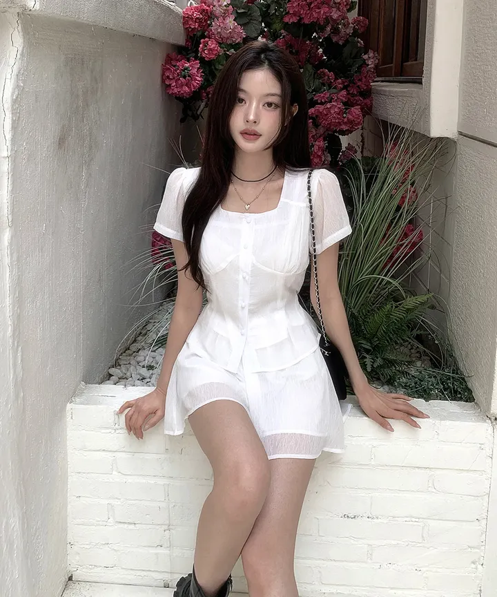 [투피스 set💗치마바지] 셀럽 스퀘어넥 허리끈 여름 하객룩 반팔 블라우스 미니 스커트 치마바지 투피스 세트 / 데이트룩 미니원피스 클래식블랑 상세 이미지 5