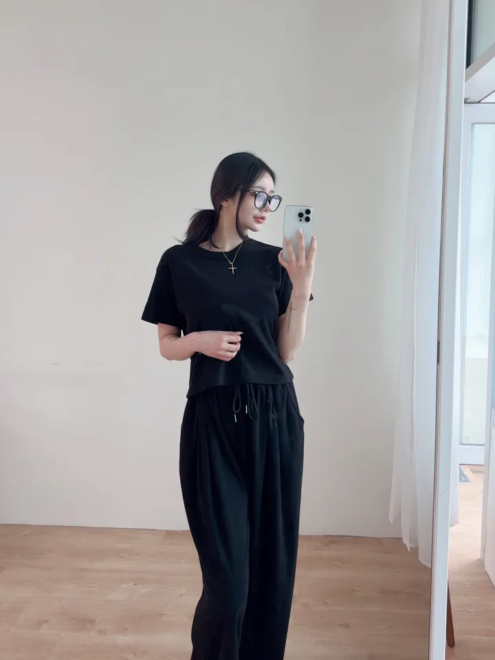 *빠른출고*[최저/set❤️/휘뚤마뚤!]벨루아 반팔 핀턱 트레이닝 세트 벨벳 세트 투피스 여름세트 여름투피스 상세 이미지 6