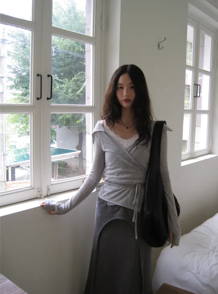 민소매 모델 착용 이미지-S1L36