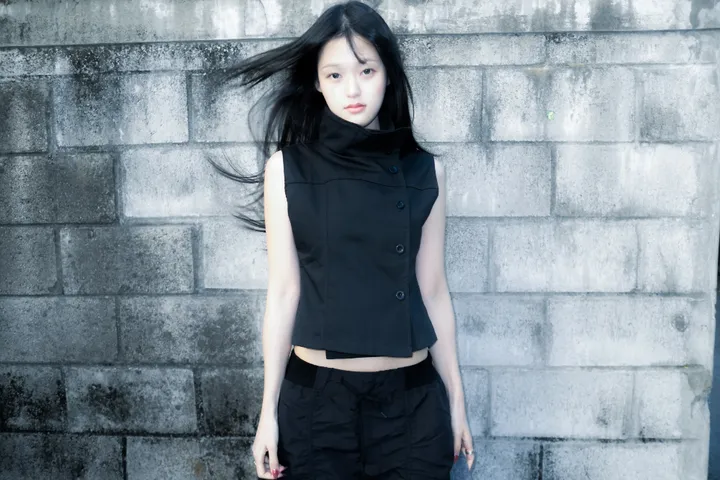 미니 스커트 모델 착용 이미지-S1L31