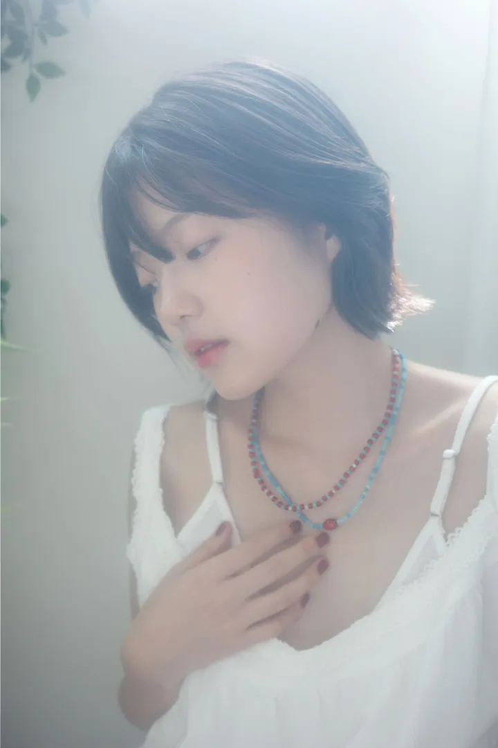 악세사리 모델 착용 이미지-S1L14