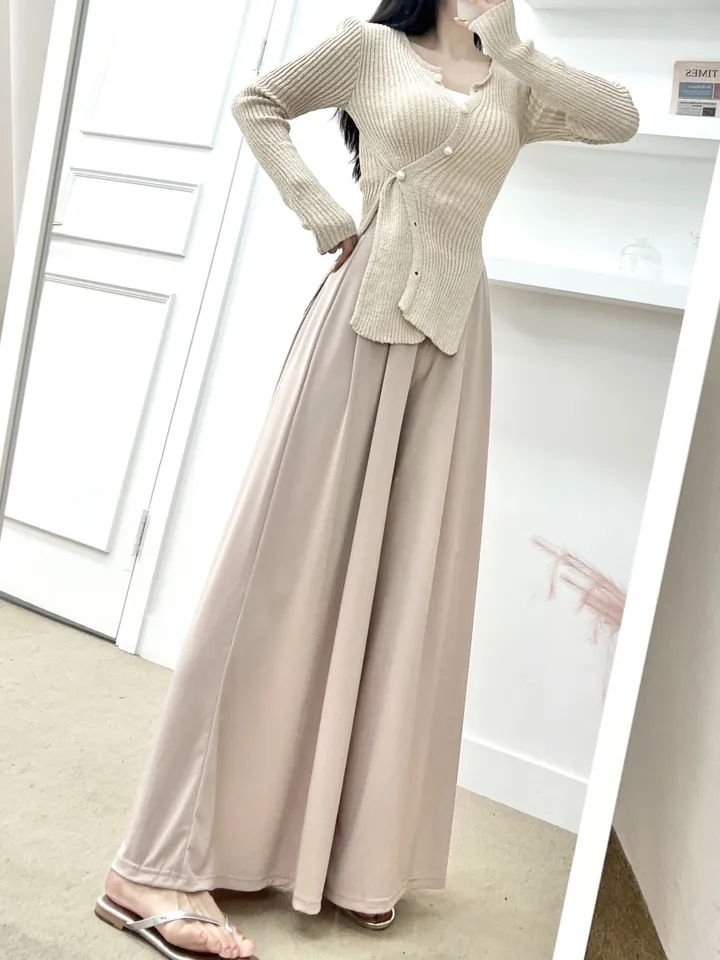 ✨여름부클소재!✨어깨패드O 언발 사선 진주 부클 가디건 니트 (4COLOR) 여름니트 여름가디건 진주버튼 옆단추 트임 가디건 상세 이미지 9
