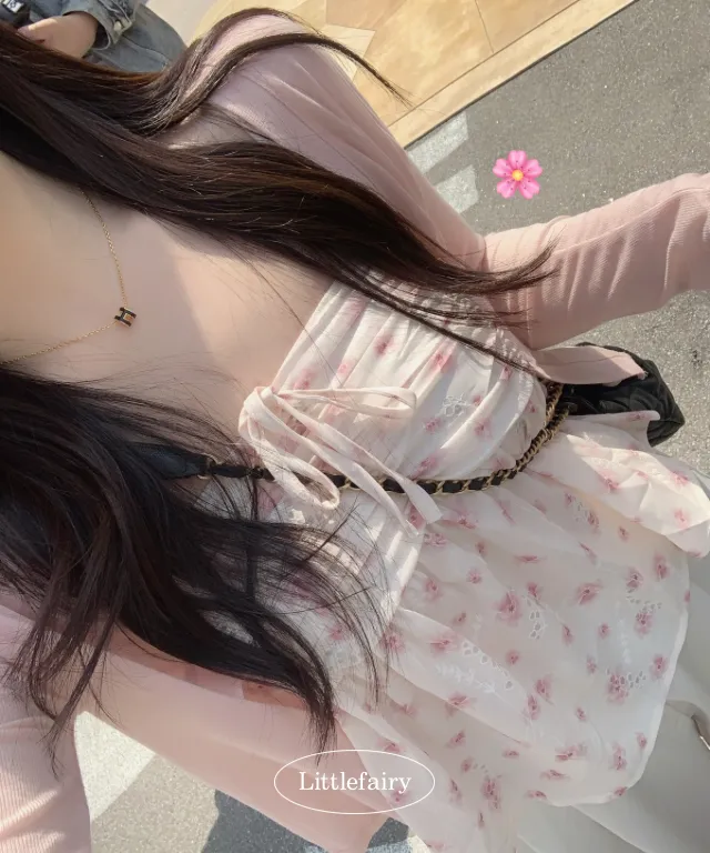 SET💘[인간벚꽃🌸/군살커버핏-]플라워 패턴 밴딩 끈나시 리본 프릴 쉬폰 크롭 뷔스티에 + 살탐방지 긴팔 루즈핏 여리 가디건 세트 (3col):리틀페어리 상세 이미지 7