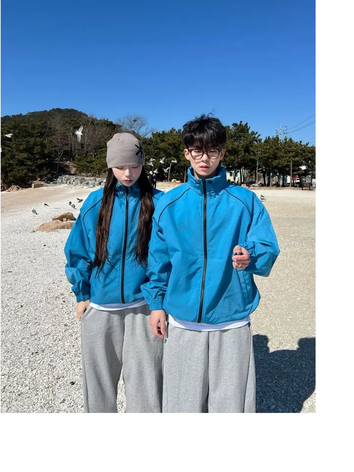 UNISEX [SS/하이넥] 래시 윈드러너 자켓 바람막이 점퍼 오버핏 커플 커플룩 시밀러룩 벌룬 와이드 트레이닝 팬츠 커플 커플룩 시밀러룩 여행 데이트 상세 이미지 16