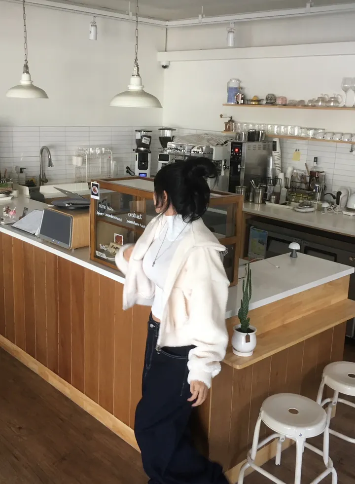 [핏,퀄보장👍/털빠짐X] 후리스 몽글 폭닥 밍크 투웨이 데일리 카라 하이넥 크롭 양털 집업 상세 이미지 17