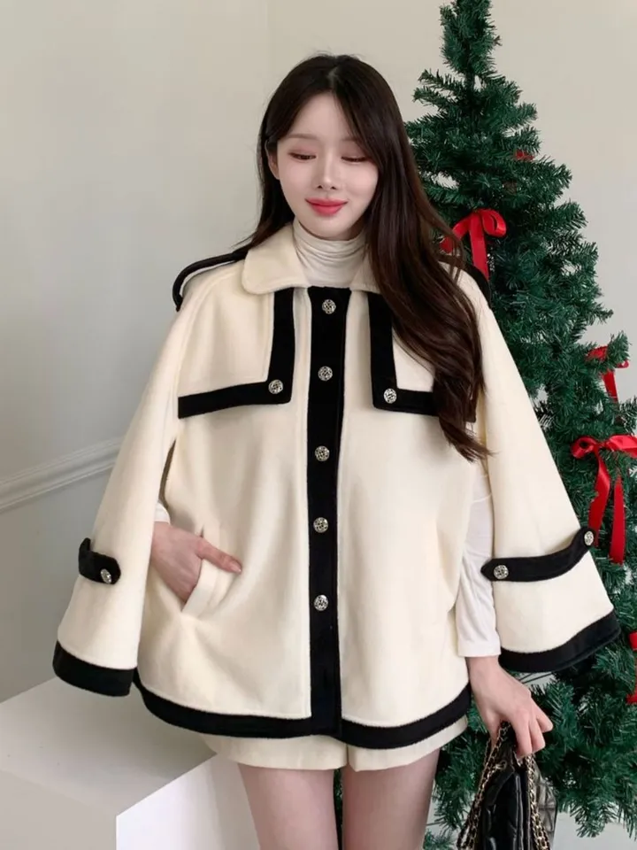 [겨울아우터✨] 클래식 케이프코트 / 숏코트 모직코트 망토자켓 망토코트 연말룩 오버핏자켓 점퍼 겨울자켓 겨울점퍼 아우터 수입의류 배색자켓 핸드메이드코트 울코트 핸드메이드코트 밍크코트 퍼코트 퍼자켓 후리스 뽀글이 숏패딩 경량패딩 무스탕 양털코트 크리스마스 상세 이미지 20
