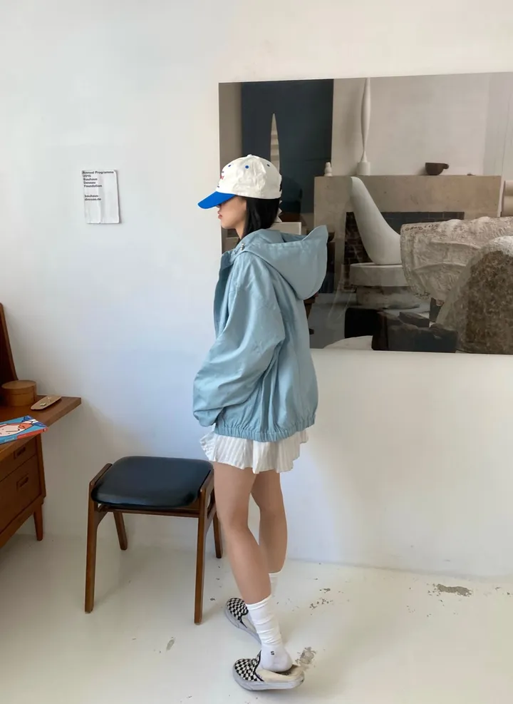 [🩵봄신상/오버핏/🩵반응폭주]데이 남녀공용 유니섹스 오버핏 스트링 스토퍼 투웨이 후드캡 간절기 아우터 바람막이 상세 이미지 13