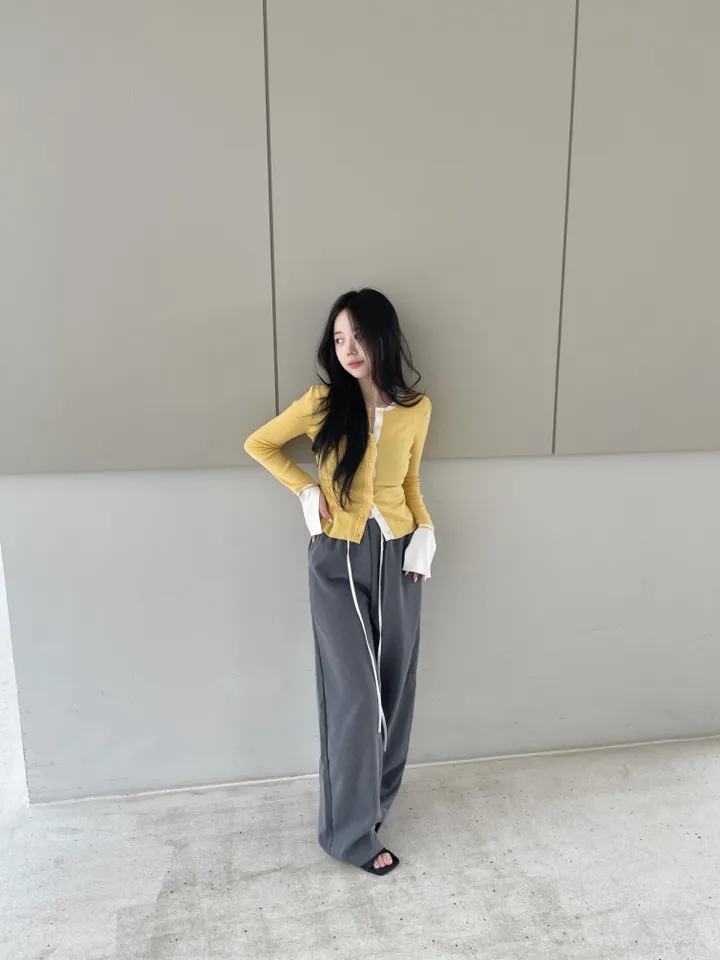 슬림핏 배색 니트 가디건 커프스 소매 상세 이미지 7