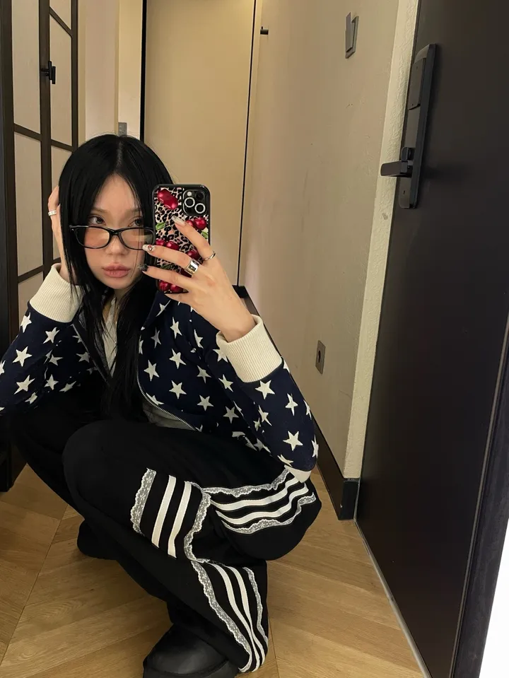 [MD소장/인기상품] y2k star pattern slim crop hood zip-up / y2k 별 스타 패턴 슬림 크롭 후드 집업 상세 이미지 26