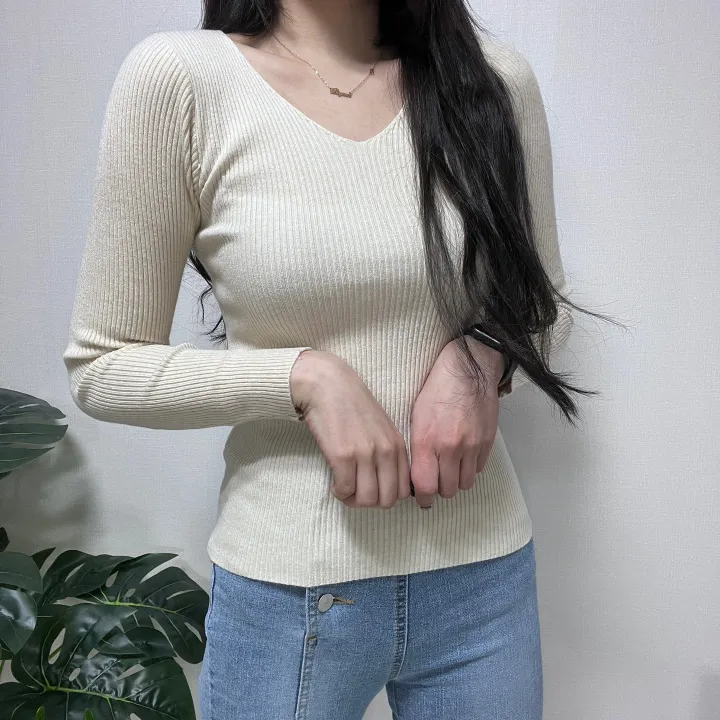 1000장 돌파! 🚀당일발송!🚀✨진짜최저가보장✨ 🎊봄까지 쭉!🎊 주문폭주 🎀리뷰극찬🎀 2개 구매시 묶음할인! 기본 슬림 골지 브이넥 니트 긴팔티 상세 이미지 16