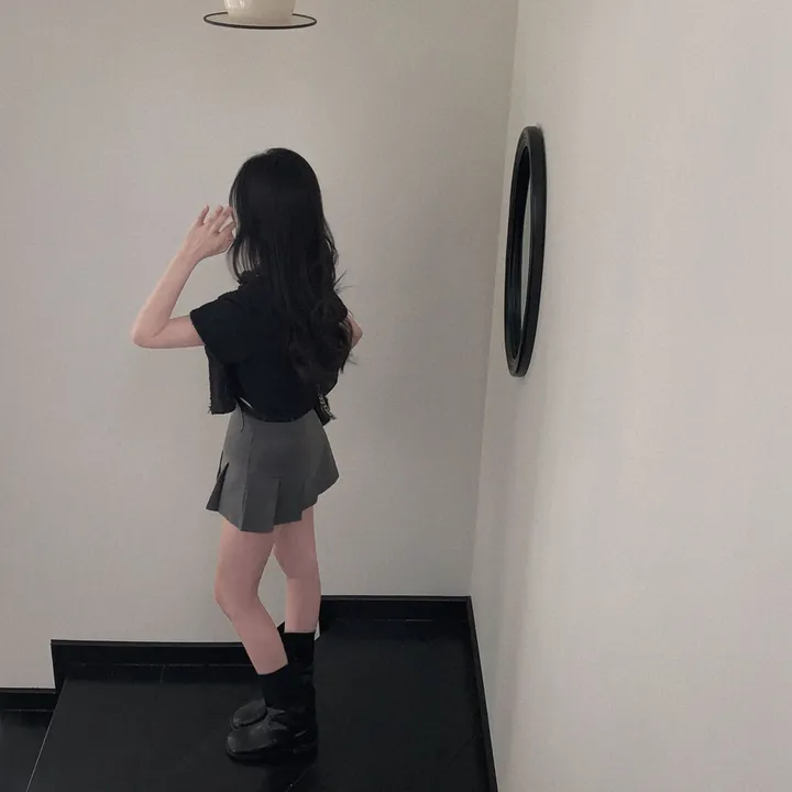 [여름하객룩🖤/고퀄리티]여름에도 고급스럽게 즐기는,하객 탄탄 썸머 트위드 반팔 크롭 루즈핏 자켓 상세 이미지 21