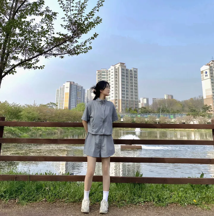 [바스락트레이닝set!/데일리4컬러] 여름 시원한 운동복 바스락 5부 트레이닝복 루즈핏 포켓 하이넥 바람막이 윈드브레이커 무지 스트링 밴딩 반바지 트레이닝 아노락 세트 셋업 상세 이미지 20
